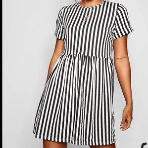 BOO HOO striped dress